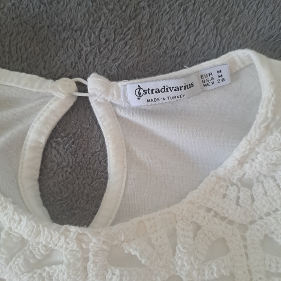 White crochet tank top - Picture 3 of 4